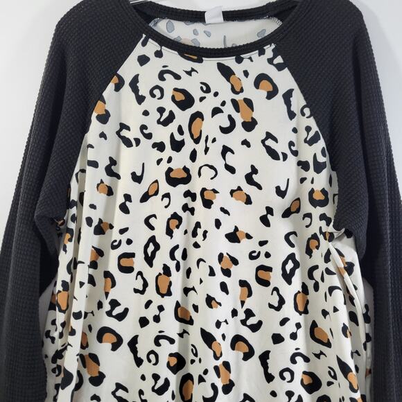 Sunshine & Rodeo Women's Leopard Waffle Knit Sleeve Blouse Size 2XL 122621-0419 - Picture 2 of 8